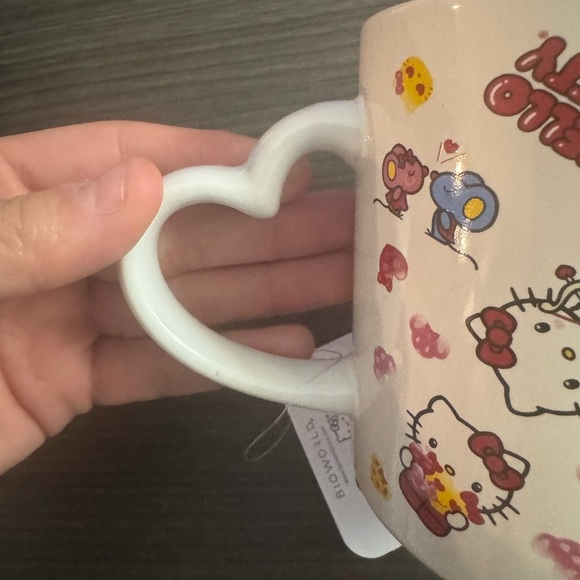 Hello Kitty Valentine’s day Coffee Mug - Picture 6 of 6